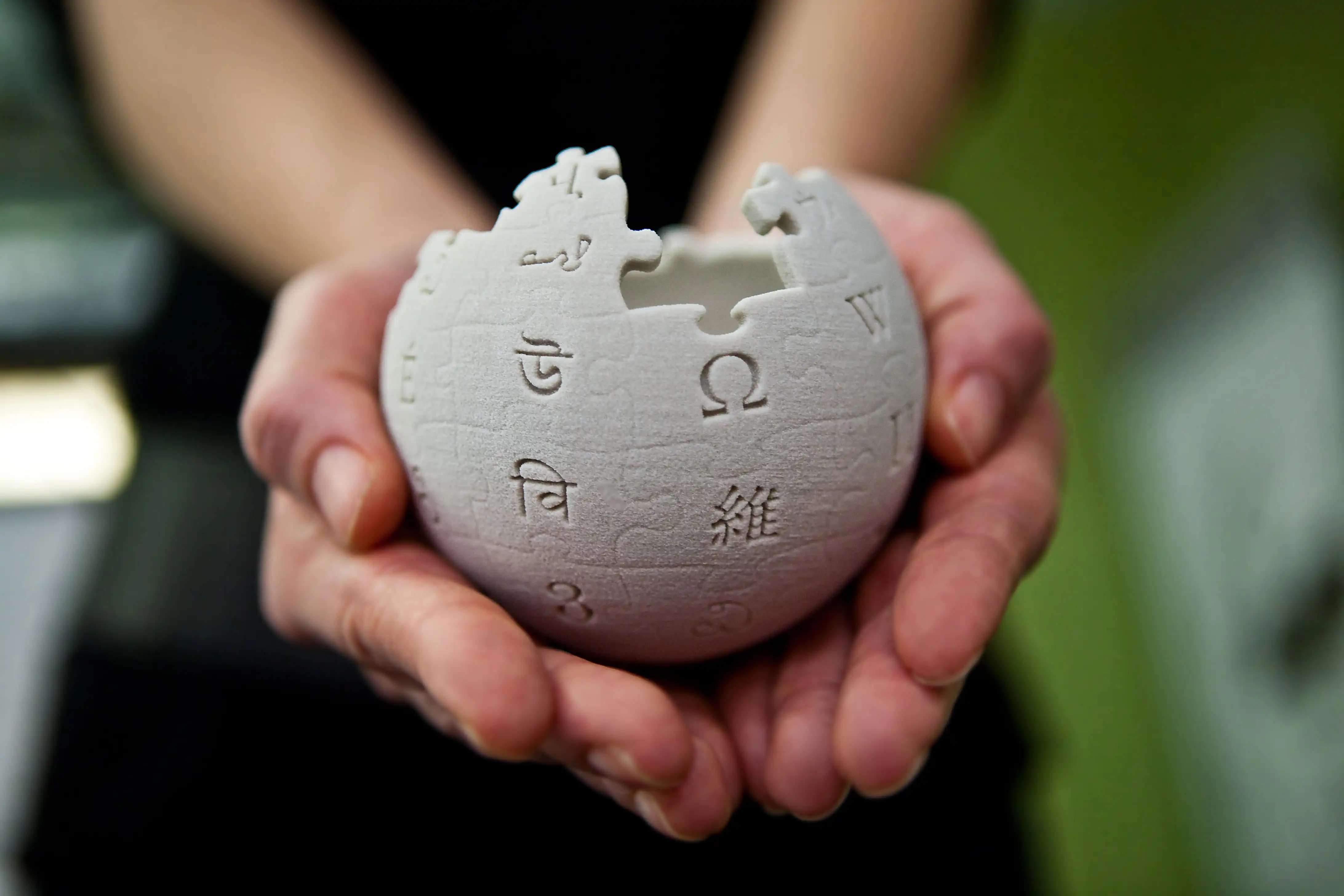 Wikipedia Visual Exploration